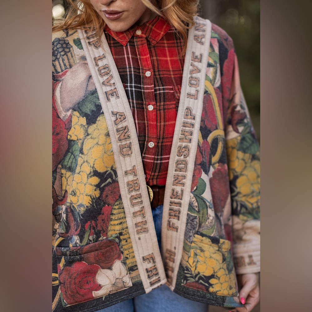 ⭐️Market of Stars Friendship Love & Truth Cropped Cottage Fleece Cardigan Jacket - Picture 13 of 16